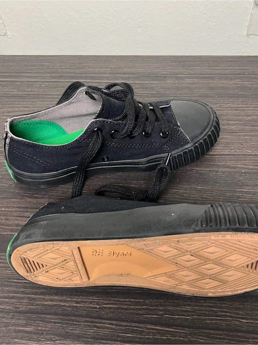 P.F. Flyers Center Lo Sandlot Triple Black Kids Casual Shoes KC2002SL Size 3Y